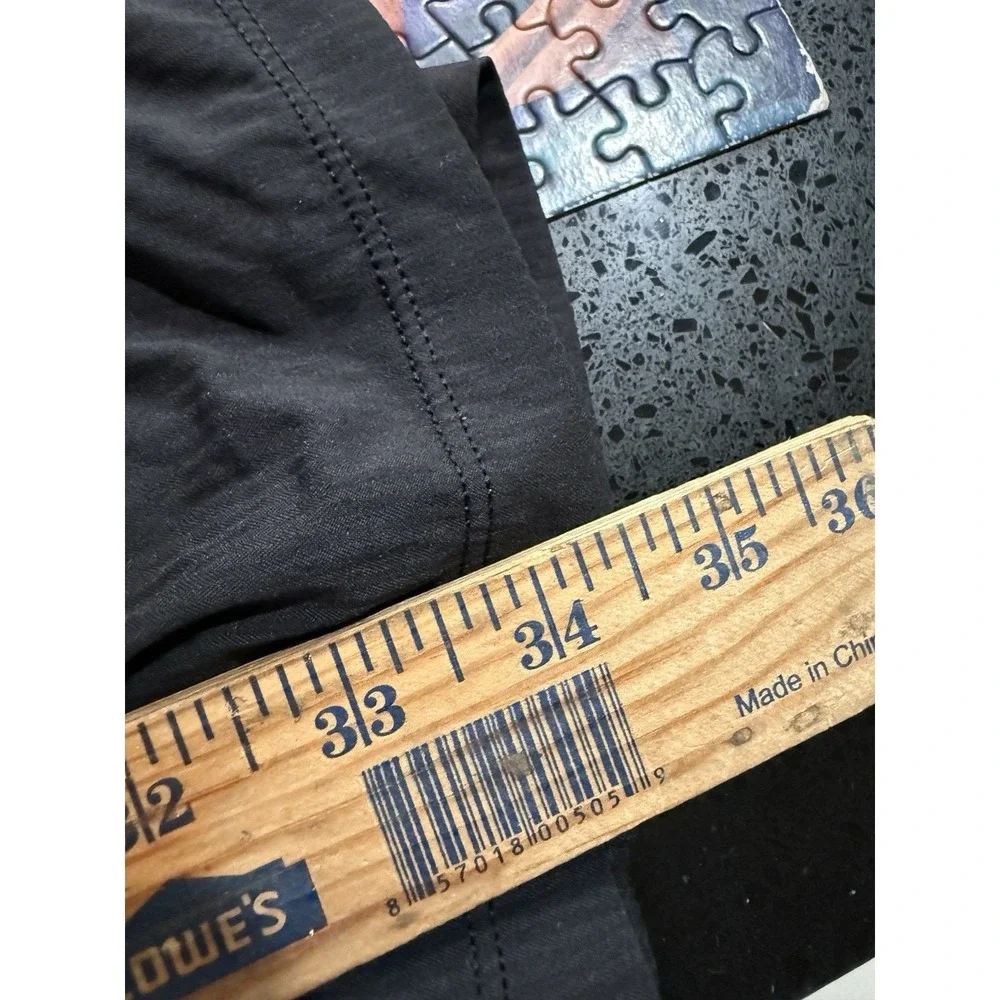 Lululemon‎ Size 4 Dance Studio Mid-Rise Crop 25
